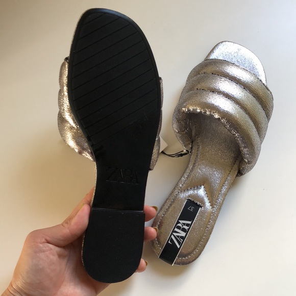 Silver Zara puff sandals (size 6.5 / EU 37) - Picture 4 of 8